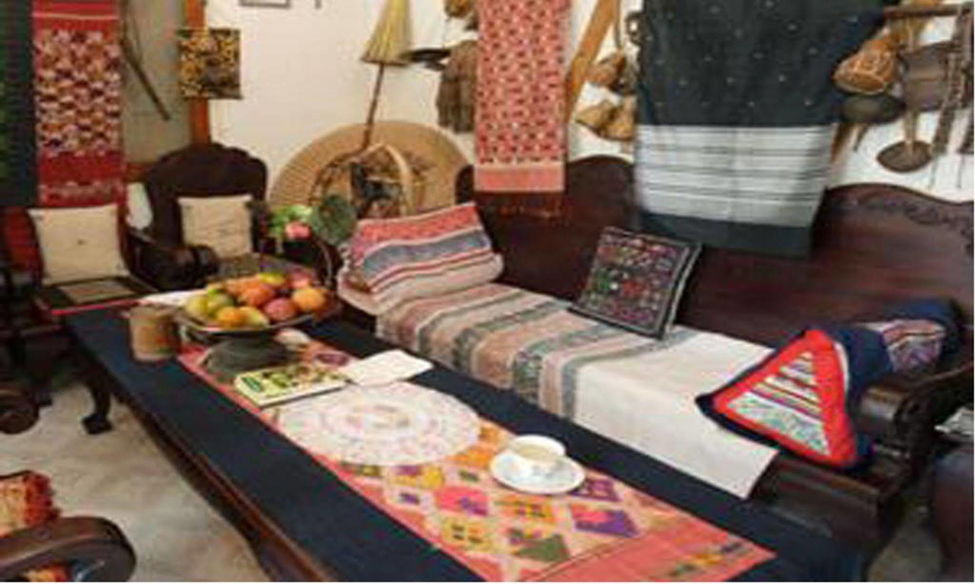 Vanvisa Guesthouse Luang Prabang Ngoại thất bức ảnh